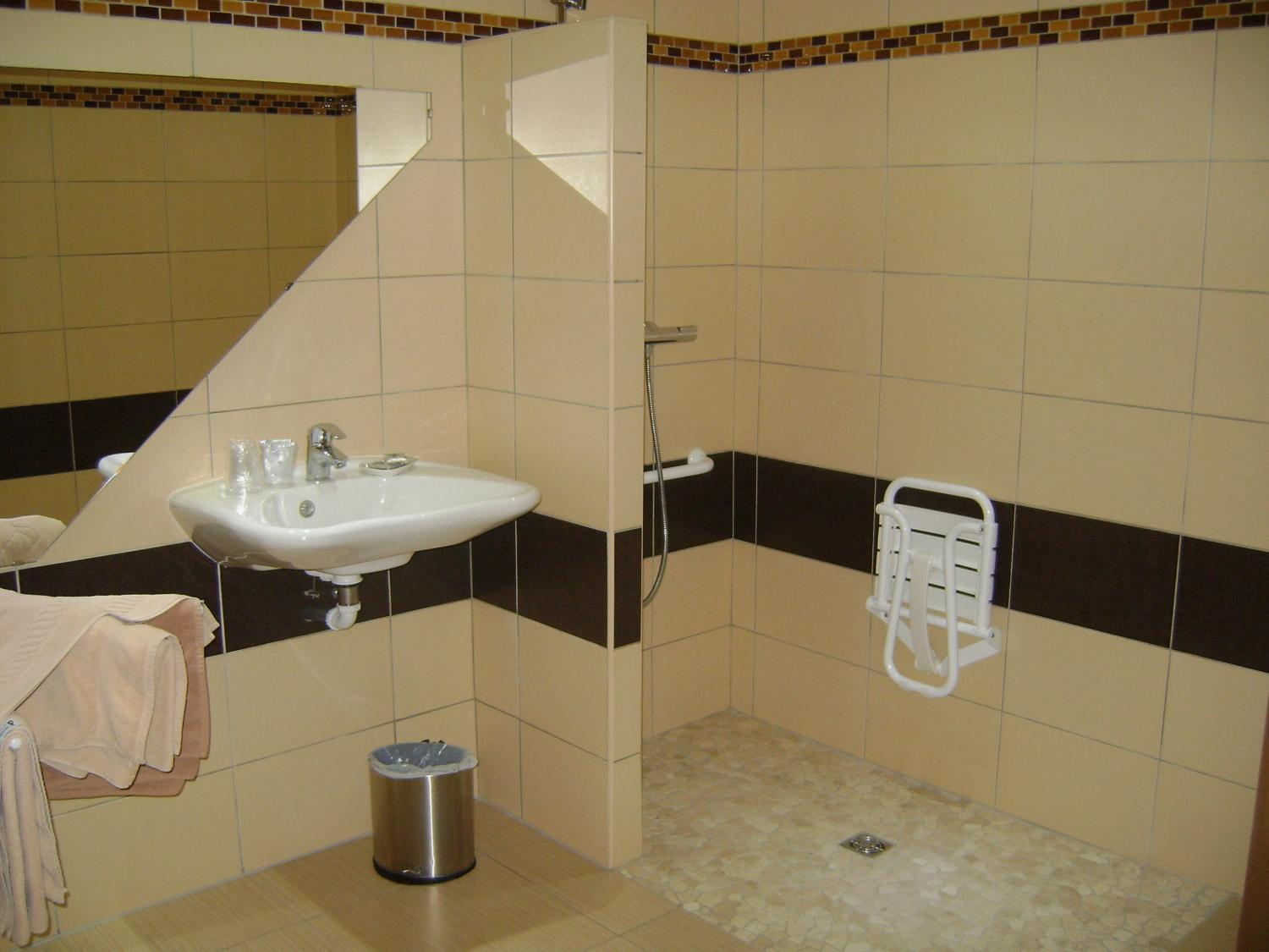 Hotel Le Richevaux Neufchateau Ngoại thất bức ảnh
